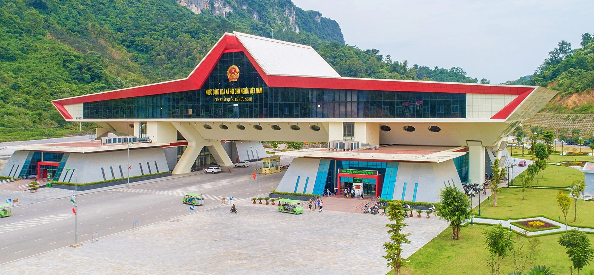 UY TÍN - LÂU DÀI - CÙNG CÓ LỢI - QUYẾT TÂM GIAO HÀNG